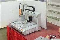 <b>優(yōu)質(zhì)自動(dòng)擰螺絲機(jī)生產(chǎn),真工廠在這里</b>