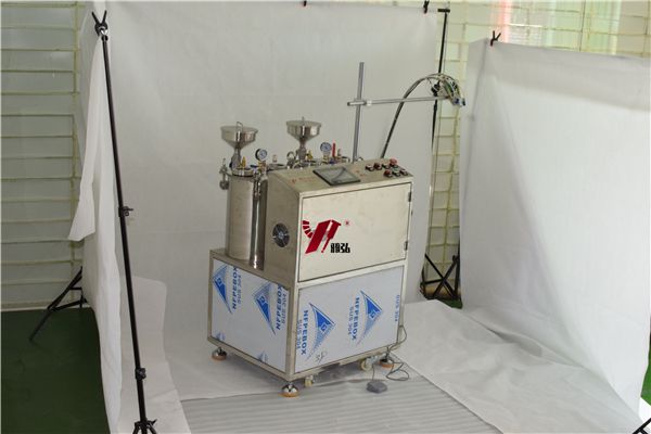 環(huán)氧樹脂灌膠機