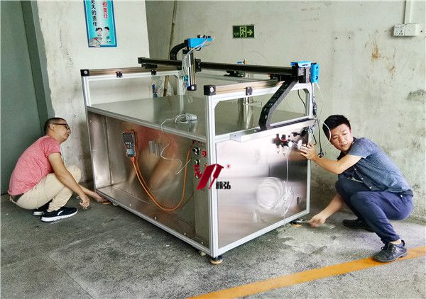 高粘度硅膠點(diǎn)膠機(jī)廠家