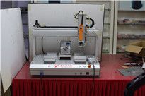 <b>專業自動擰螺絲機生產,質量超群,操作易簡</b>