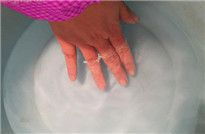 <b>502膠水把手黏住了怎么辦</b>