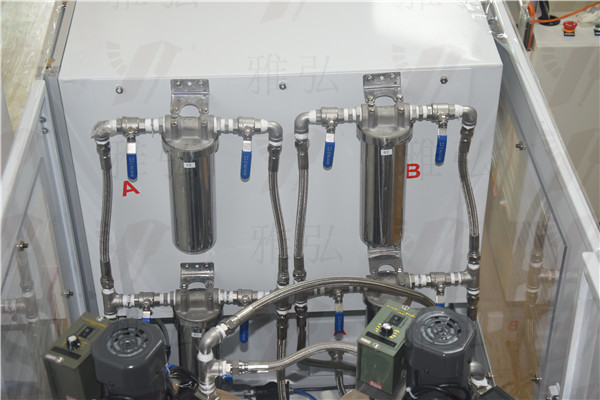 自動(dòng)噴膠機(jī)細(xì)節(jié)